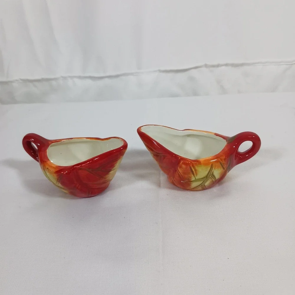 Double Nice Co. Ltd. Creamer and Gravy Boat Set OS Red Excellent Autumn Leaf